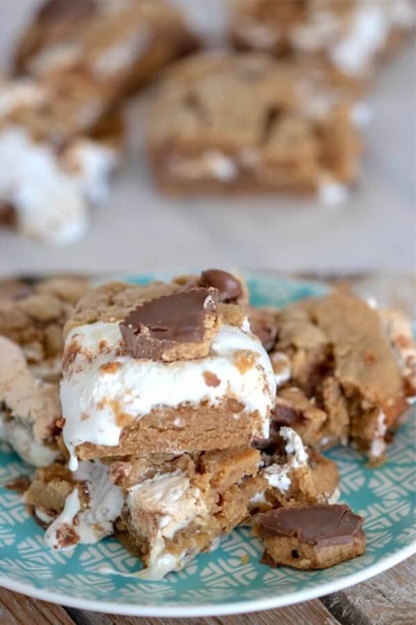 cookie bars with reeses
