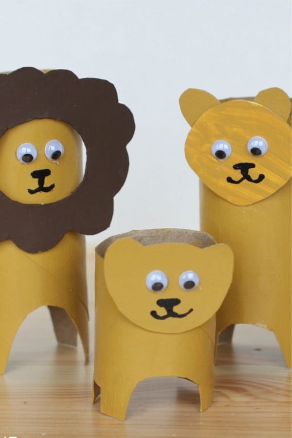 quick and easy craft with toilet paper roll