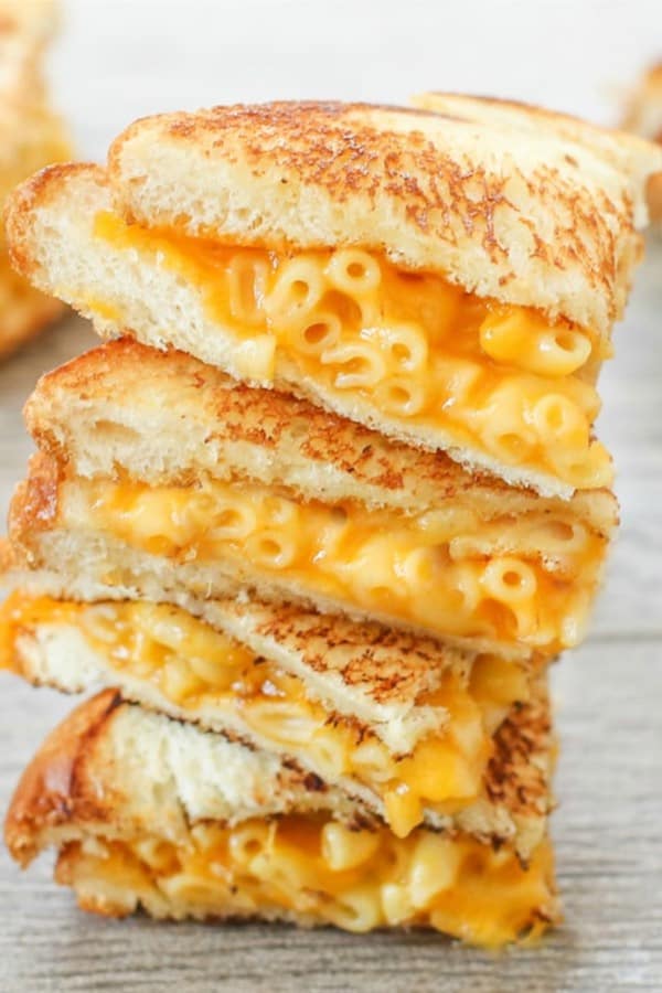 mac and cheese sandwich