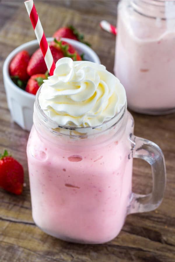 easy strawberry milkshake