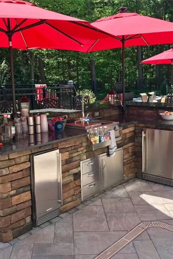 best outdoor kitchen by pool