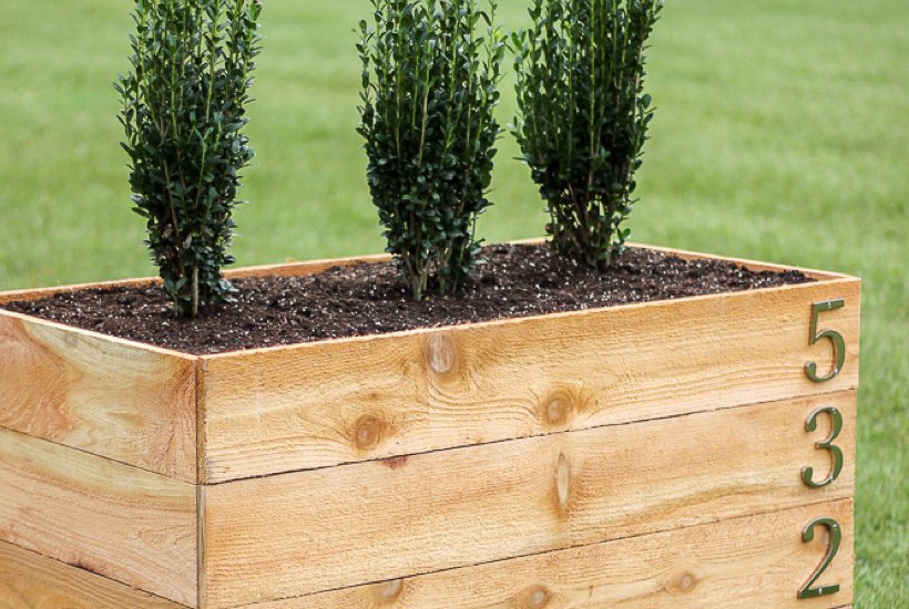 30 Best DIY Planter Box Ideas And Tutorials For 2022
