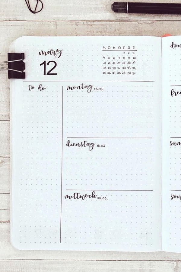 easy minimal weekly layout