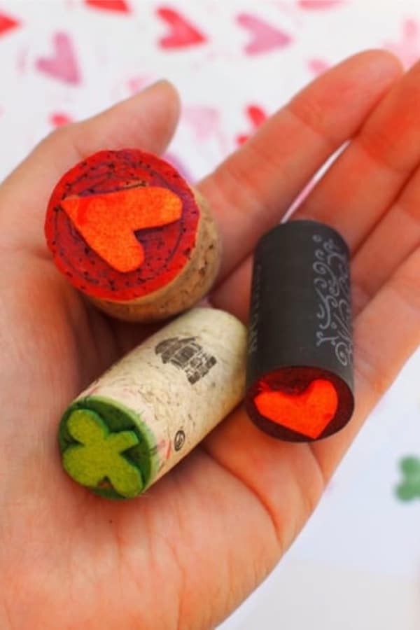how to make diy wine cork stamps