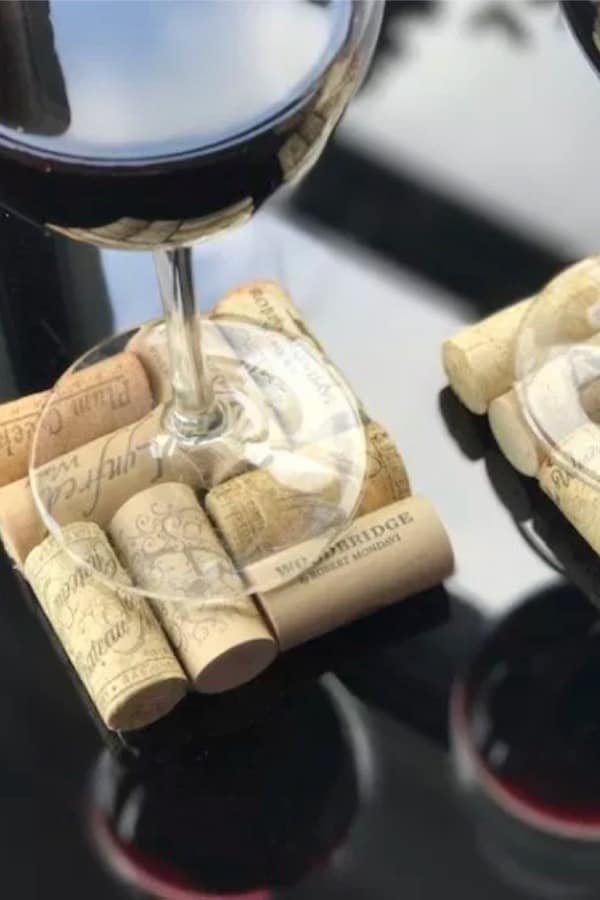 diy coasters from wine corks