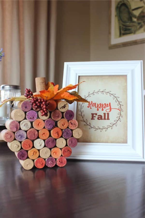 fall craft with wine corks