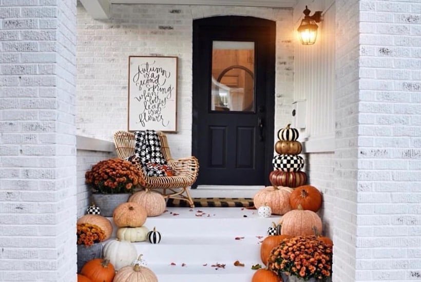 40+ Best Fall Front Porch Ideas For 2024