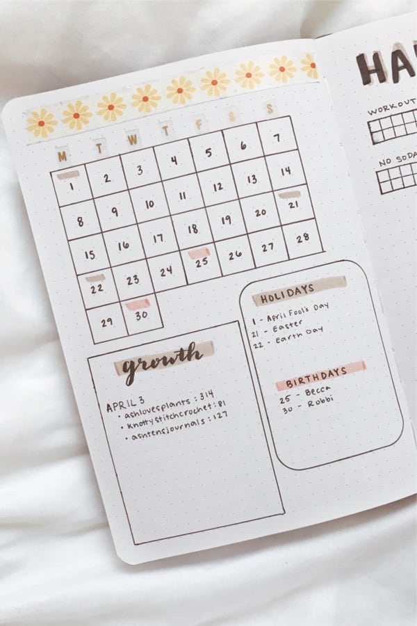 easy monthly spread with flowers