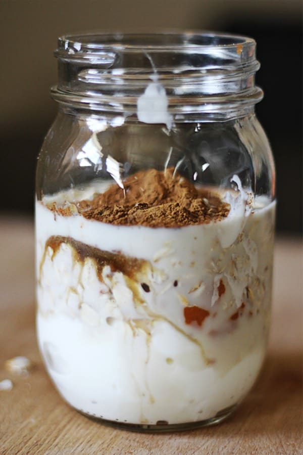 easy oatmeal in jar for breakfast