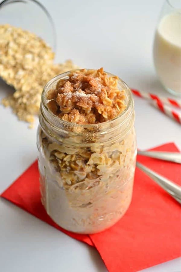 delicious overnight oatmeal in mason jar