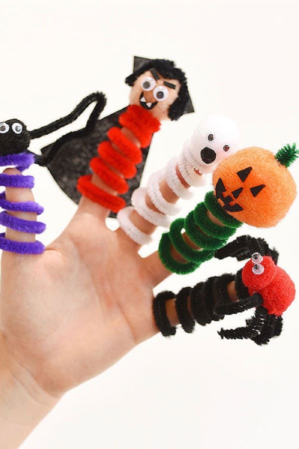 pipe cleaner craft for halloween