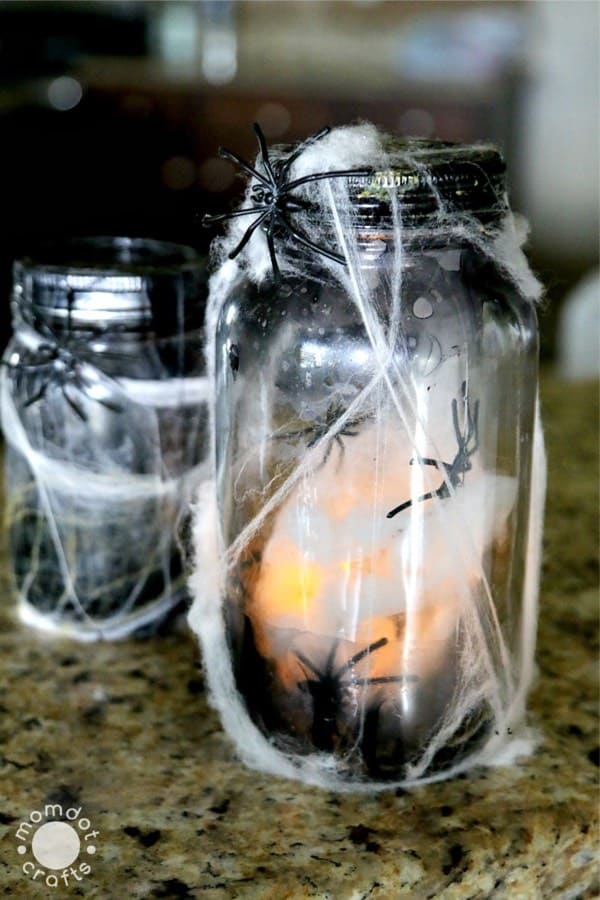easy crafts with spider webs