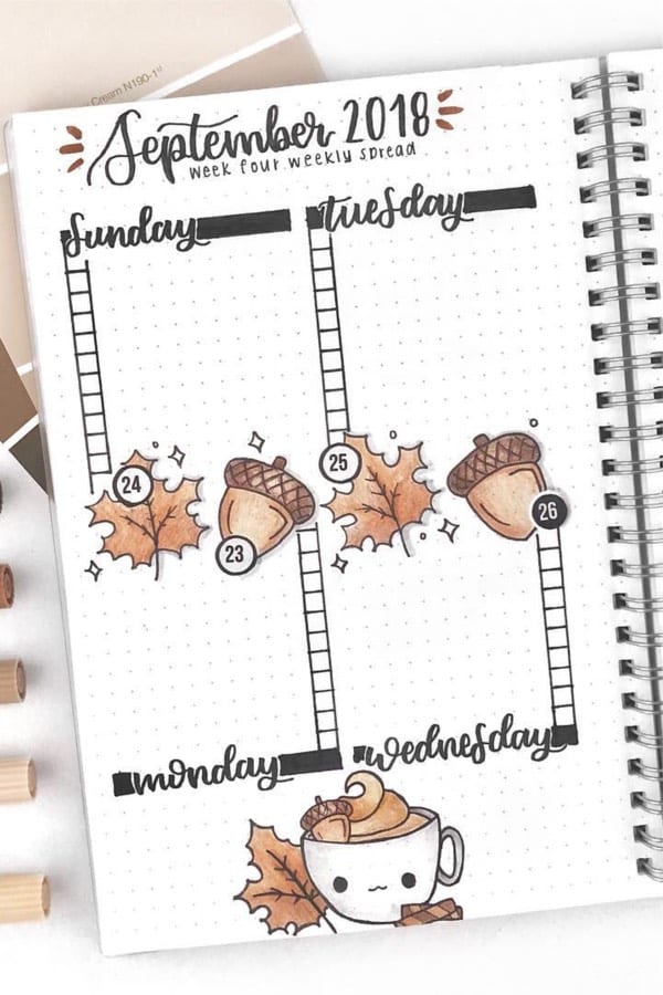 cute weekly spread with fall doodles