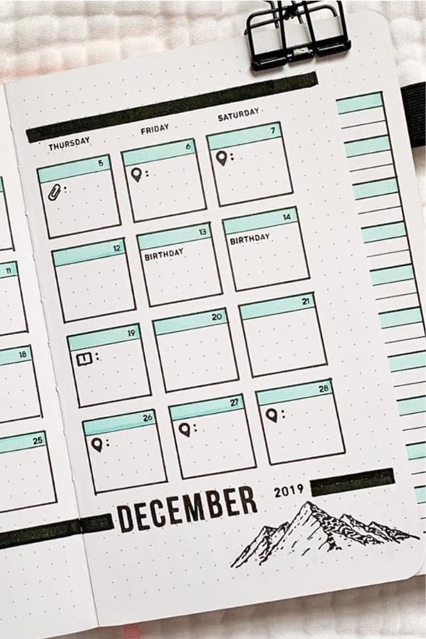 simple layout for december bujo
