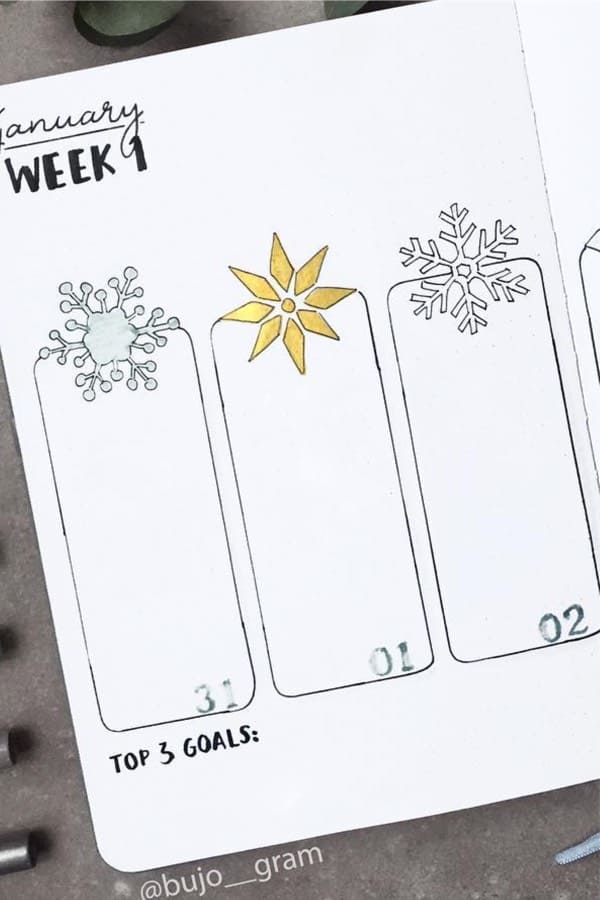 vertical weekly spread with winter theme