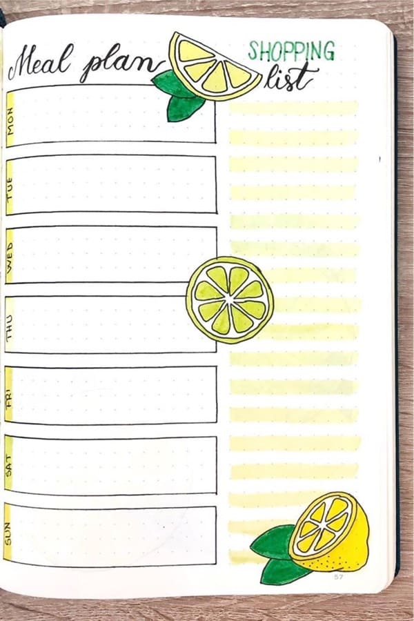 meal tracker with lemon decoration