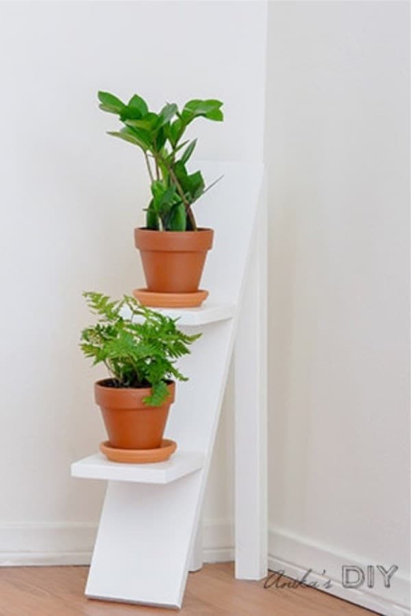 indoor tierd plant stand from leftover wood