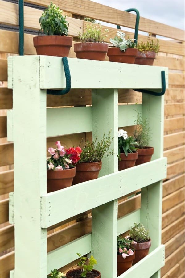 hanging pallet for flower planter