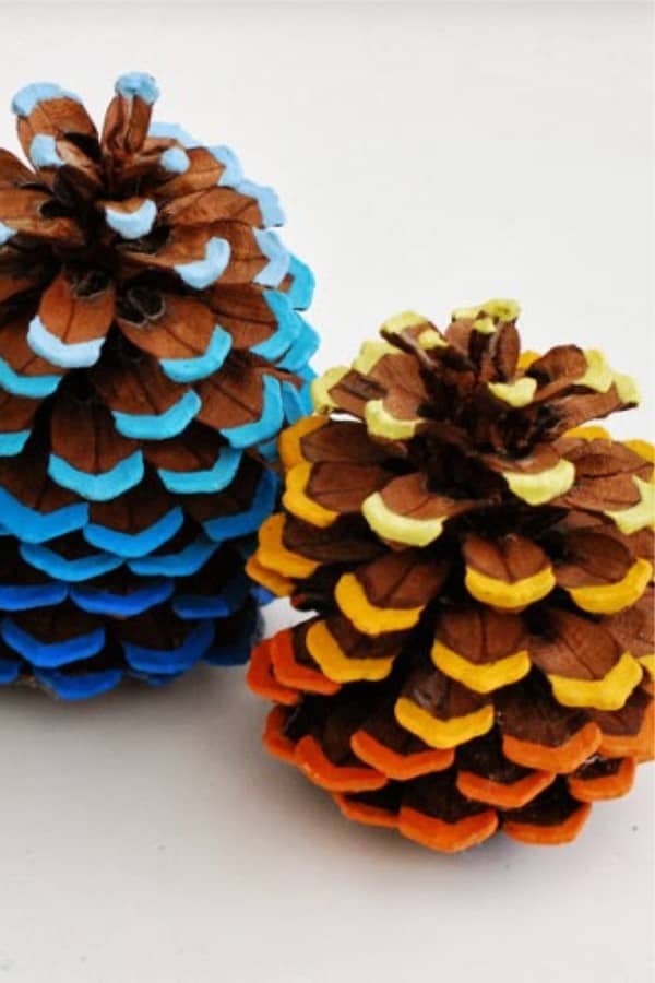 creative ways to paint pinecones