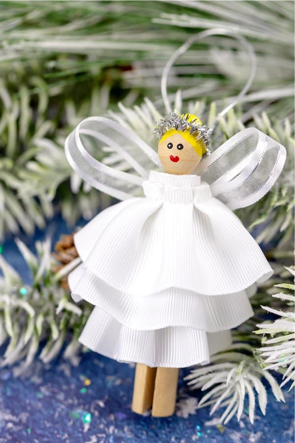 how to make ornaments from clothespin