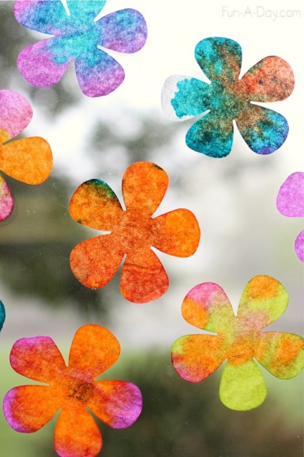 simple coffee filter art project for kids