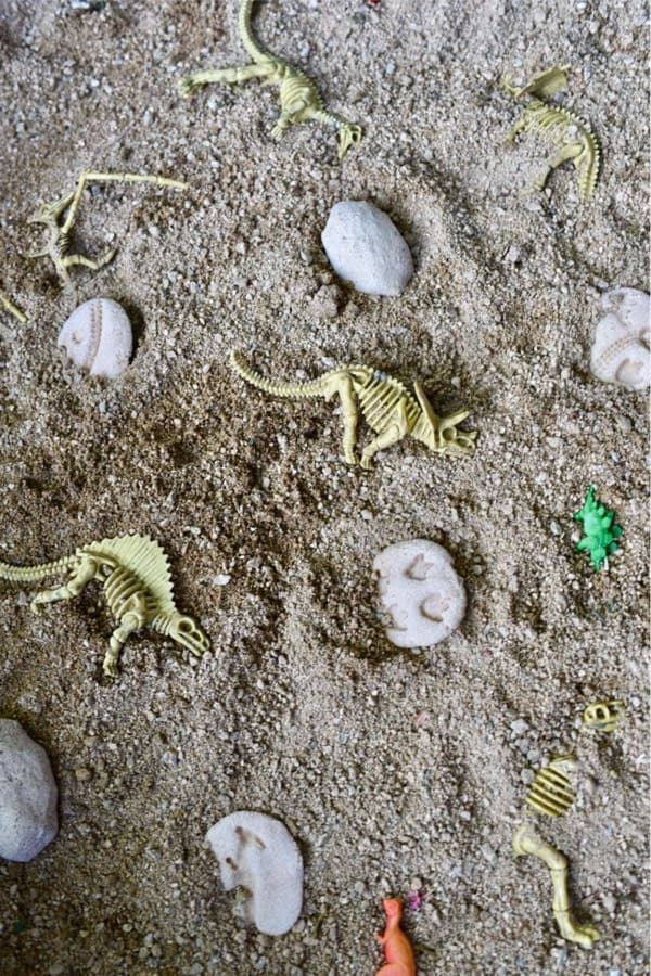 kids activity ideas with dinosaur theme