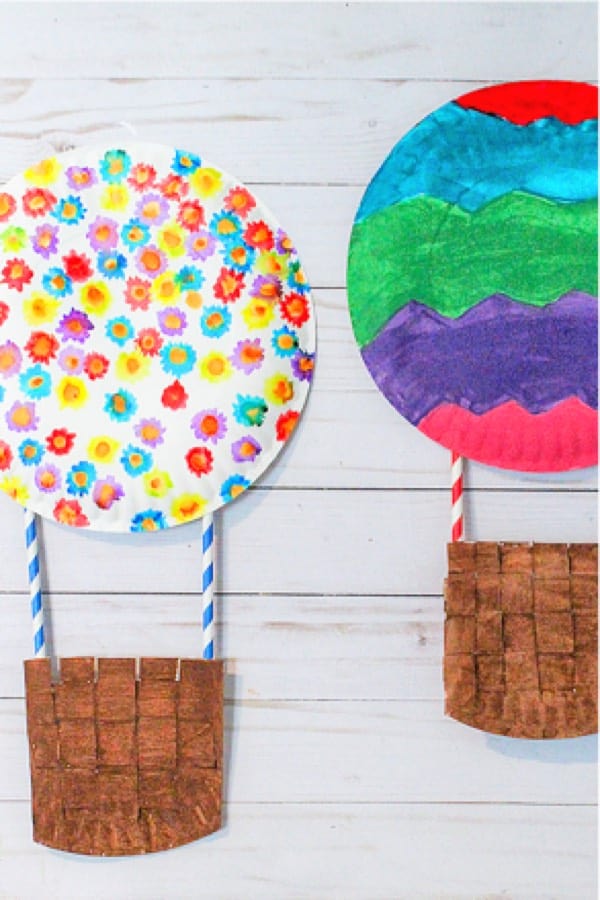 kids craft with paper hot air balloons