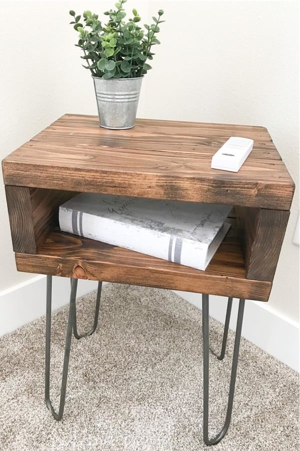 easy side tables with 2x4s