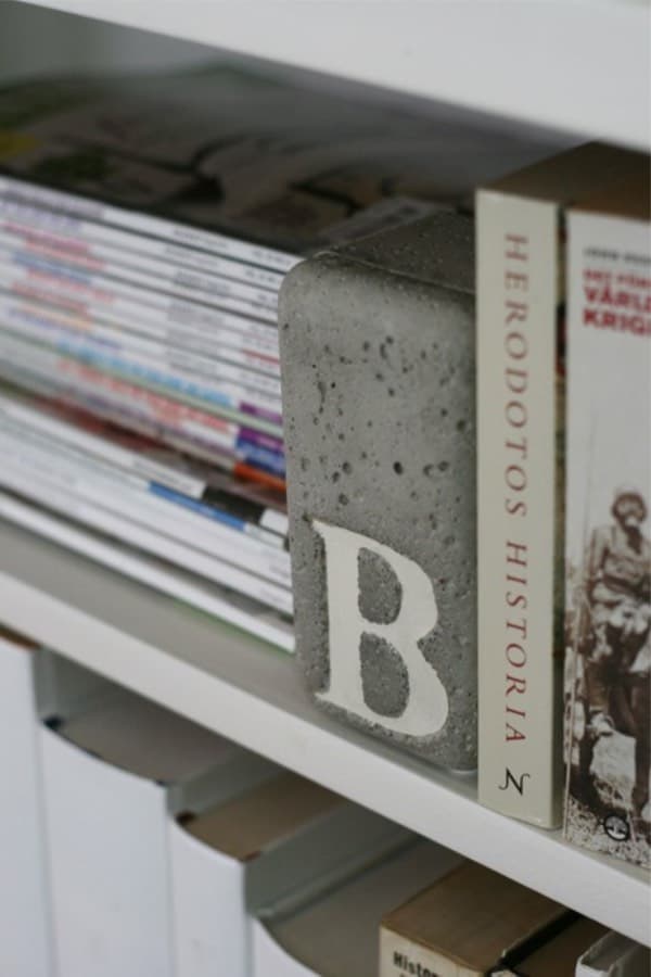 do it yourself concrete bookend tutorial