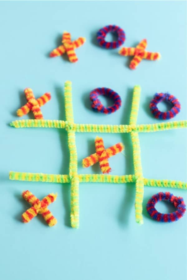 easy pipe cleaner activity for kids