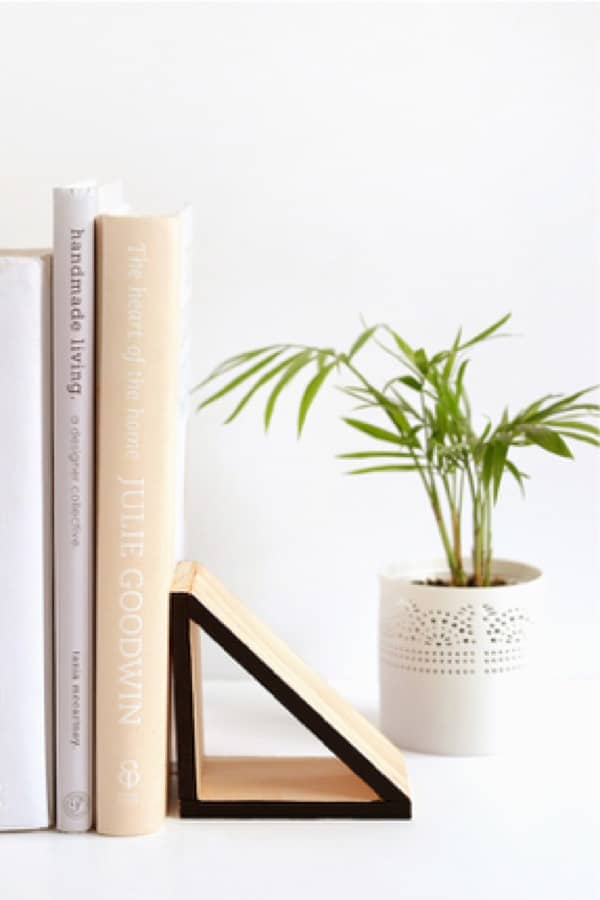 diy bookend from wooden triangles