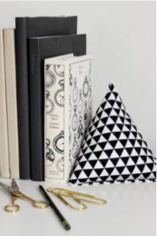 how to make bookends with fabric