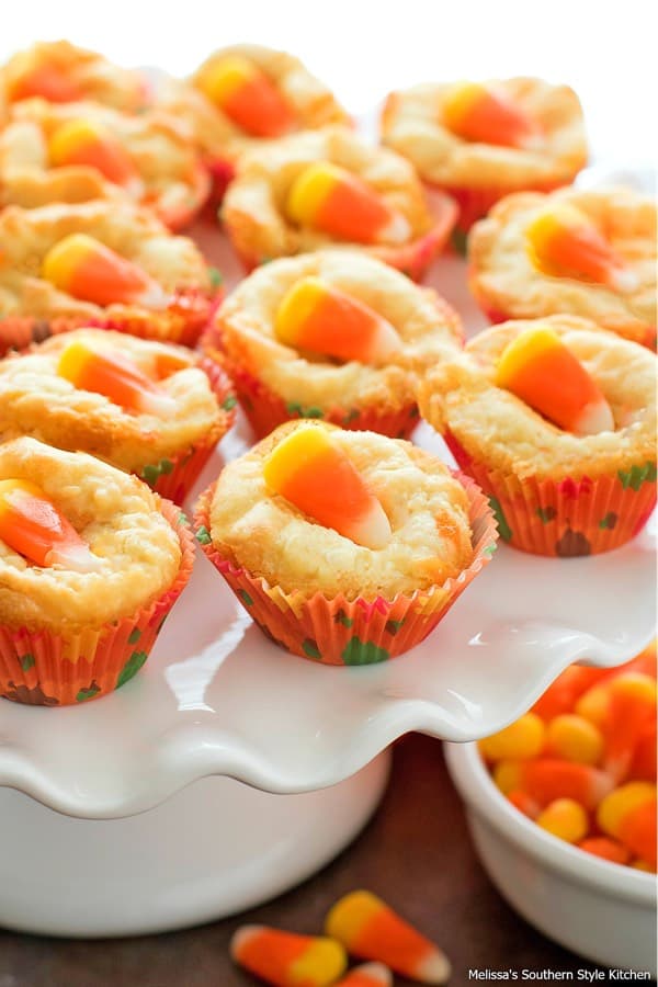candy corn cupcakes for thanksgiving dessert