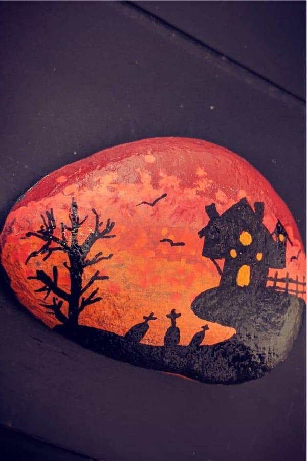 things to paint on halloween rocks