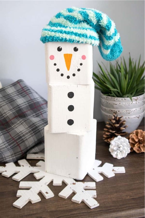 wooden snowman craft project for winter