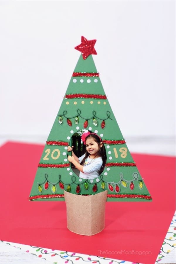 kids things to make for christmas with construction paper