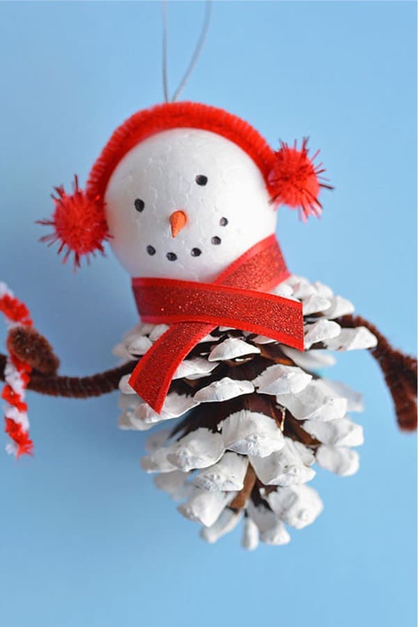 pinecone snowman craft tutorial for young kids