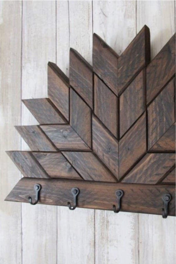 geometic wood pattern key rack