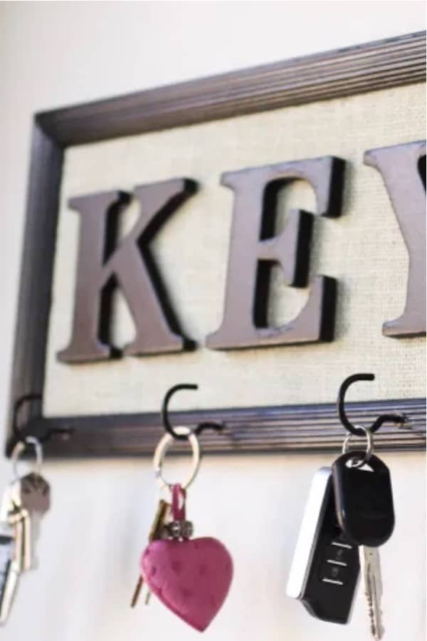 homemade farmhouse key hanging craft