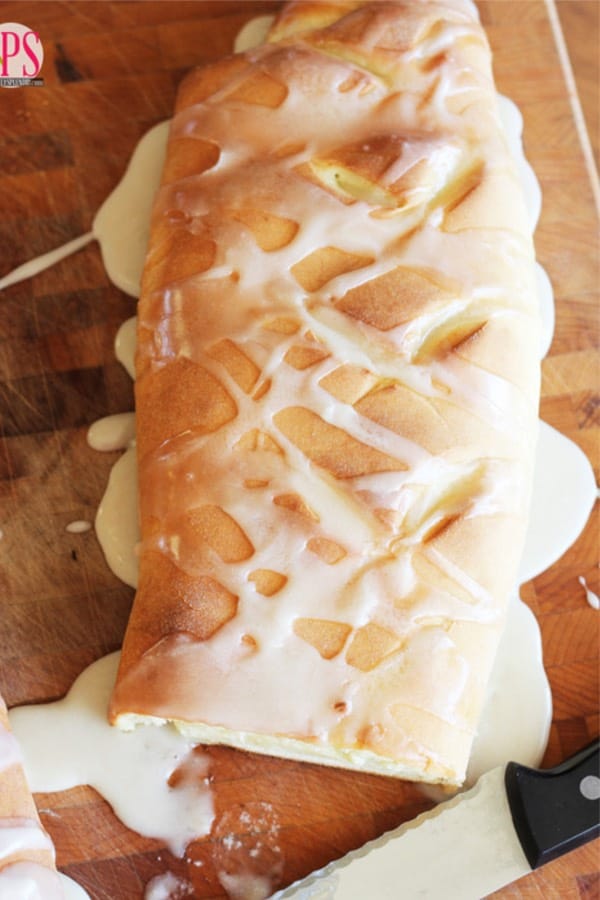 sweet bread recipe with cream cheese