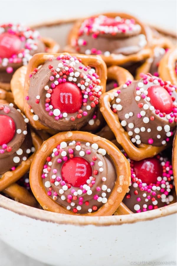 chocolate covered pretzels with valentines candy