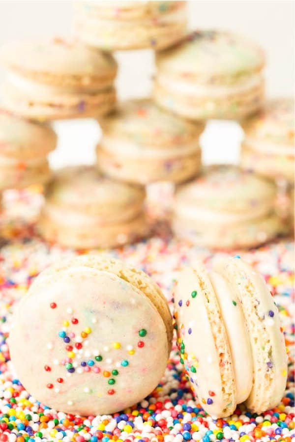 diy macarons with funfetti colors