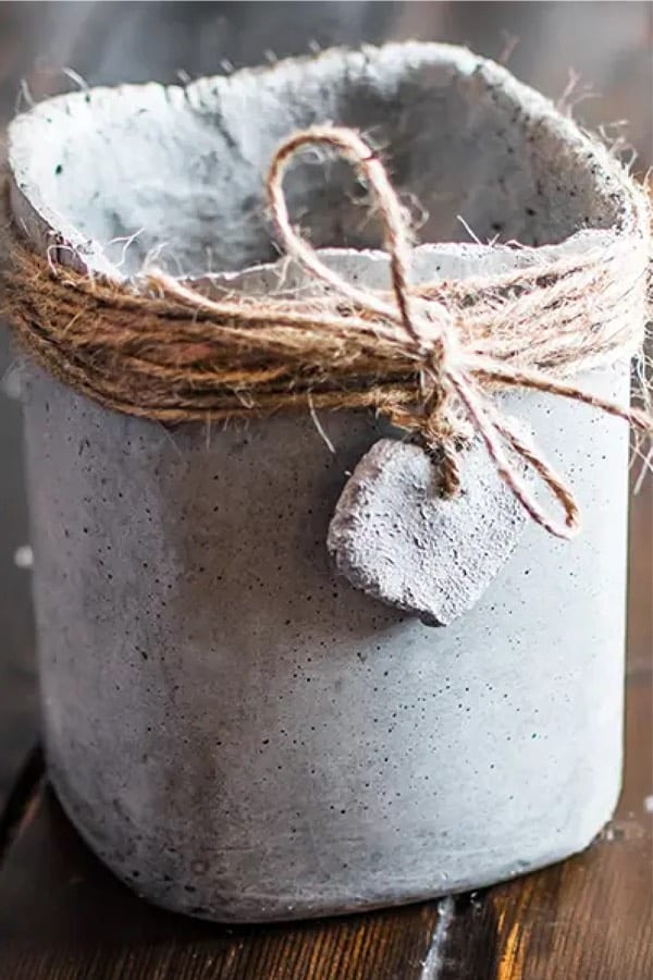 easy to make herb pots with cement