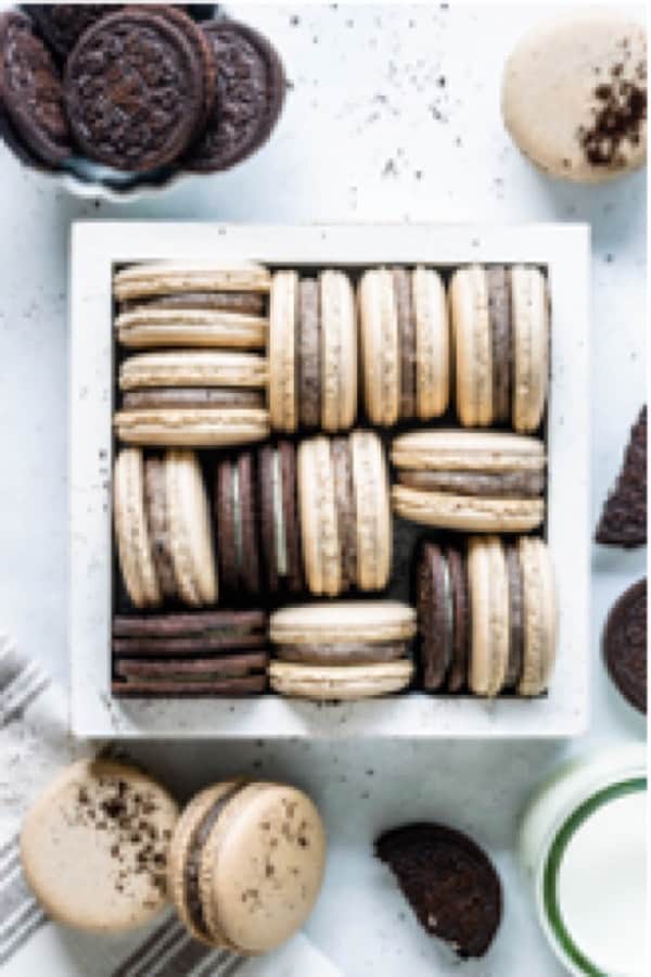 make your own cookies and cream macarons