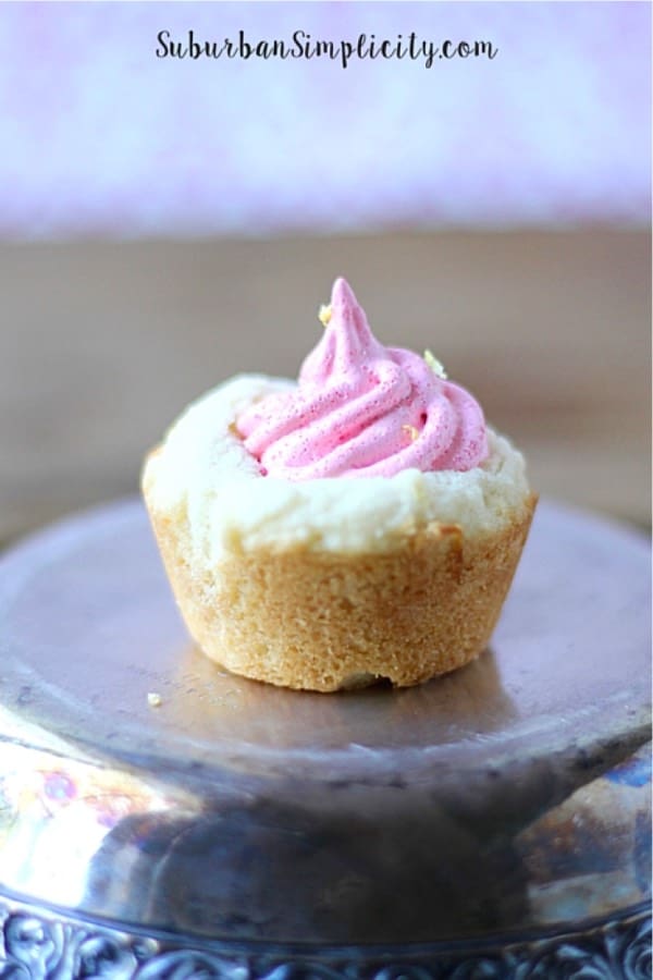 strawberry and lemon filled cookie cup