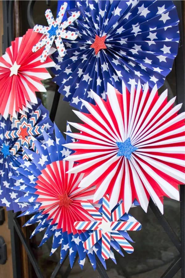 paper wreath to make for the 4th of july