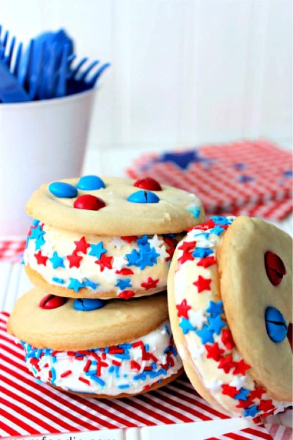 easy to make july fourth ice cream cookie sandwiches