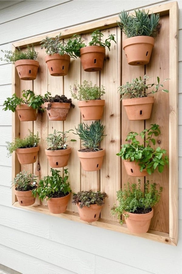 how to make an pot planter wall at home