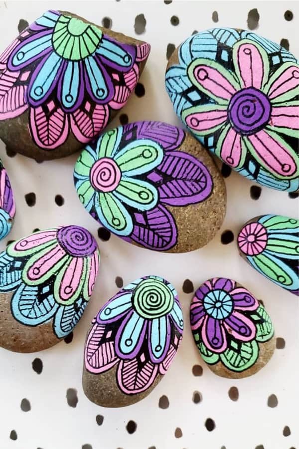 kindness rock example with flowers
