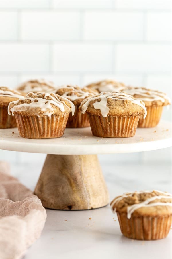 quick muffin recipe with apple filling